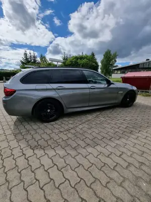 BMW 530 530d xDrive Touring Sport-Aut. Bild 3