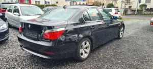 BMW 520 520i/Automatik/Klima/schiebedach Bild 3