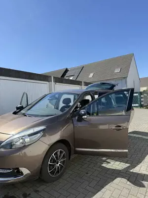 Renault Scenic Scenic Bose Edition dCi 110 EDC Bose Edition Bild 2