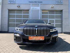 BMW 750 i xDrive M-Sport Pano+Sitzbelüft+Laser+HUD Bild 2