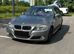 BMW 320 320d DPF Touring