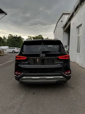 Hyundai SANTA FE Santa Fe Diesel 2.2 CRDi 2WD Premium Bild 4
