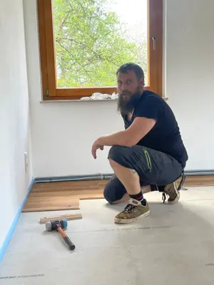 Handwerker gesucht? Böden, Türen, Fenster, uvm.