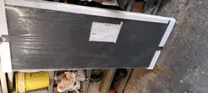 Neu und noch verpackte Arbeitsplatte