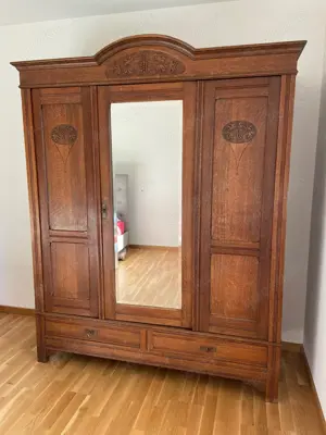 Jugendstil Kleiderschrank mit Spiegel