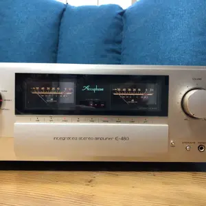 Accuphase E-480 Vollverstärker & Accuphase DAC-60