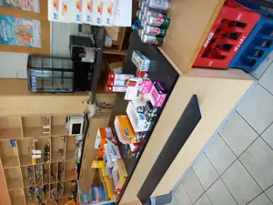 Ladeneinrichtung zu verschenken 