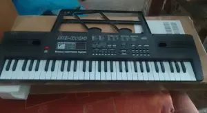 Verkaufe Top neues KEYBOARD PIANO 61 