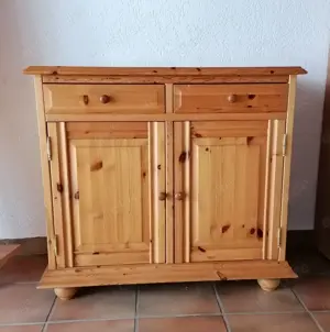 Kommode im besten Zustand 