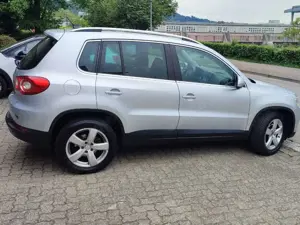 Volkswagen Tiguan Tiguan 2.0 TDI DPF 4Motion Sport Bild 3