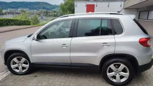 Volkswagen Tiguan Tiguan 2.0 TDI DPF 4Motion Sport Bild 2