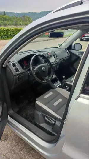 Volkswagen Tiguan Tiguan 2.0 TDI DPF 4Motion Sport Bild 5