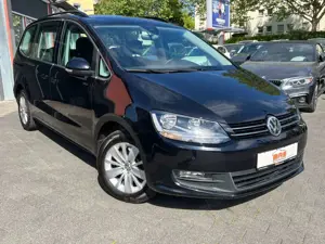 Volkswagen Sharan 1.4 TSI DSG*NAVI*AHK*LANE*7 SITZER* Bild 3