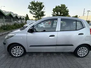 Hyundai i10 1.1 Style Bild 3