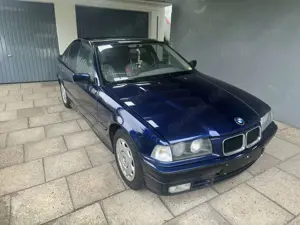 BMW 316 316i Bild 2