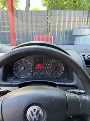 Volkswagen Golf 1.9 TDI Bild 5