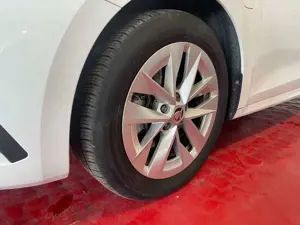 Skoda Octavia Ambition iV *1 . Hd. + DAB + Apple/Android Bild 4