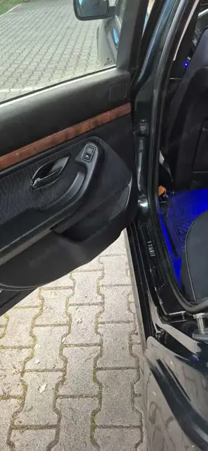 BMW 528 528i touring Bild 3