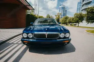 Jaguar XJ8 4.0 Sammlerfahrzeug*8900 Miles* Bild 2