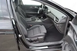 Opel Insignia Insignia 2.0 BiTurbo Diesel Busi Innov Aut4x4 ST Bild 4