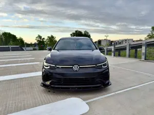 Volkswagen Golf R 4Motion