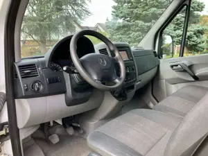 Mercedes-Benz Sprinter II Kasten 210 CDI Navi Telefon AHK 2.Hd Bild 2
