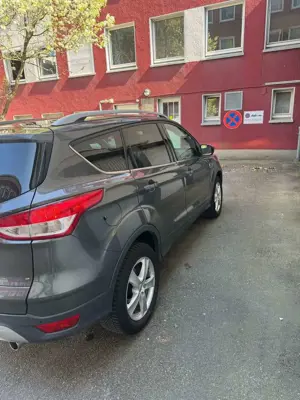Ford Kuga Kuga 2.0 TDCi 4x4 Titanium Bild 2