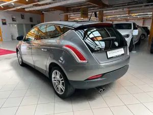 Lancia Delta Platino|PDC|Klima|Navi|Vollleder|Panorama Bild 3