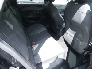 Peugeot 308 SW Allure Pack BlueHDi 130 NAVI ACC LED Bild 4