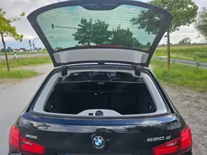 BMW 520 d xdrive Touring NEUER TÜV 11/2027 Bild 5