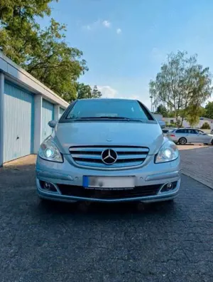 Mercedes-Benz B 200 Autotronic