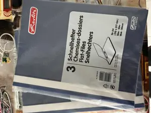 Neuwertiges Sortiment an Büromaterial   Büroartikel zu verkaufen (616 Teile)