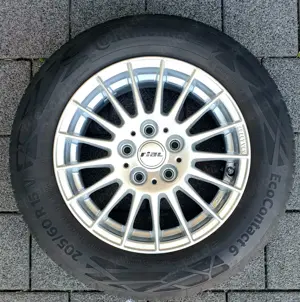 Komplettsatz Sommerräder 205 60 R15 auf ALU-Felgen 7x15 H2 ET48