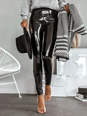 Mann (63)   Leidenschaft für Latex, Leder & heiße Spiele