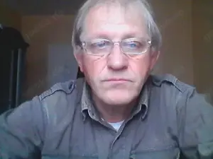 suche jüngeres Weib zum reden