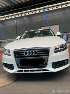 Audi A4 Limousine