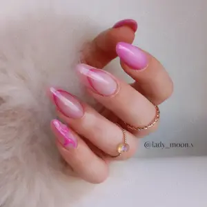 Nageldesign Maniküre 
