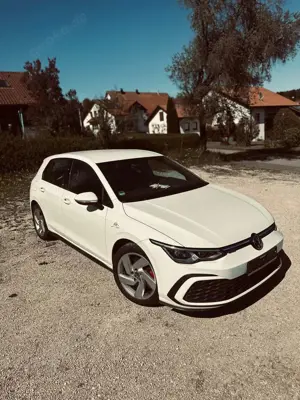 Volkswagen Golf GTE 8 GTE eHybrid 245PS Bild 2