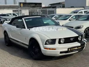 Ford Mustang 4.0 V6 CABRIO LED+AUTOMATIK+LEDER