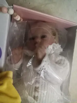 reborn Baby unbenutzt noch neu verpackt 
