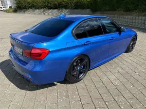 BMW 330 330d Sport-Aut.
