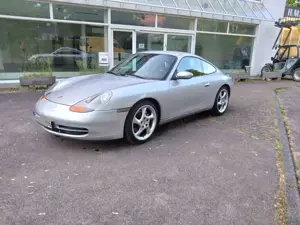 Porsche 996 911 Carrera 4