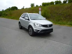 SsangYong Korando 2.0 e-XDi DPF 4WD Automatik Sapphire Bild 4