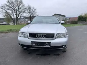 Audi A4 Avant 1.9 TDI Bild 2