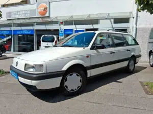 Volkswagen Passat 35i / II Hand / TÜV NEU / Klima /