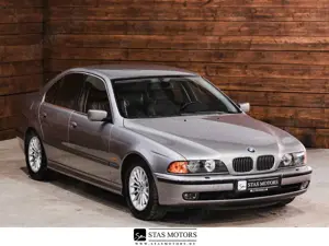 BMW 540 i V8 E39 LIMOUSINE*AUTOMATIK*SCHECKHEFT*BRD