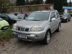 Nissan X-Trail 2.2 dCi 4x4 Comfort Bild 2