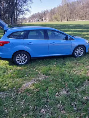Ford Focus Titanium Turnier 2.0 TDCi