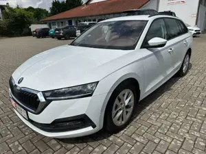Skoda Octavia Combi 2.0 TDI DSG LED DAB Winterpaket