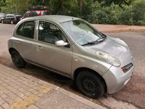 Nissan Micra Nissan Micra 1.4L (2003, Automatik, nur 56.000 km)